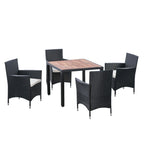 Ensemble de salle à manger d'extérieur en résine tressée 5 pièces, table basse de pique-nique avec 4 coussins amovibles et fauteuils en résine tressée.