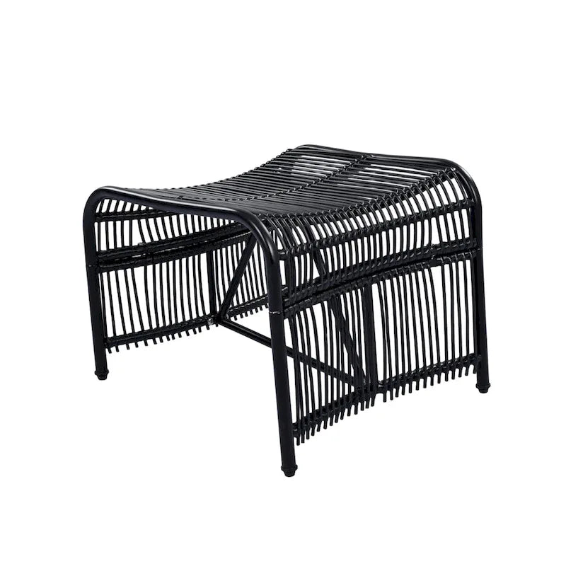 Ensemble de mobilier de jardin Roomfitters 3 pièces en résine tressée avec fauteuil, pouf et coussins pour terrasse ou jardin.