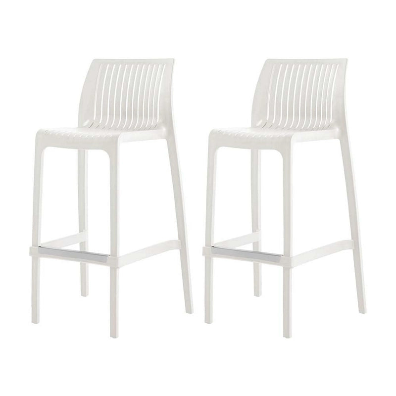 Ensemble de quatre chaises de bar d'extérieur HomeRoots, 30 pouces, en plastique blanc robuste, dossier bas