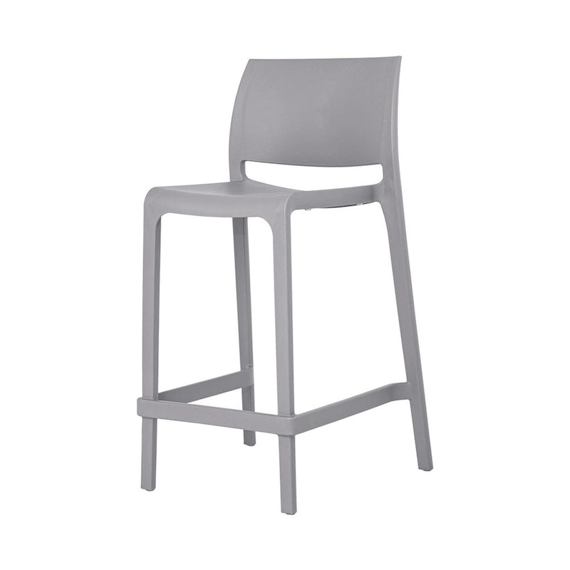 Ensemble de quatre chaises de bar d'extérieur HomeRoots, 26 pouces, en plastique gris robuste, dossier bas, hauteur comptoir