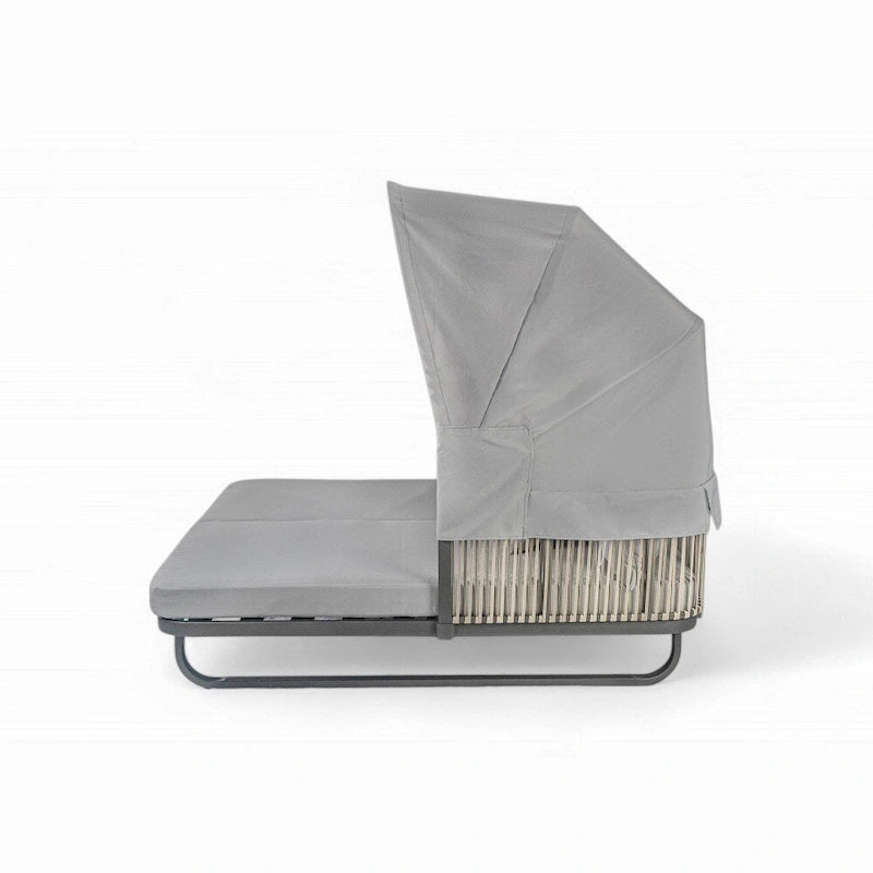Lit de jour d'extérieur en rotin de 57 pouces avec auvent et coussin