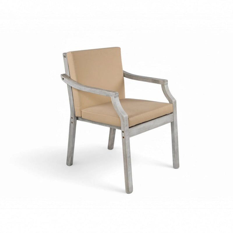Ensemble de salle à manger d'extérieur pour 4 personnes, en bois, avec trou pour parasol et coussins amovibles, idéal pour terrasse et jardin.