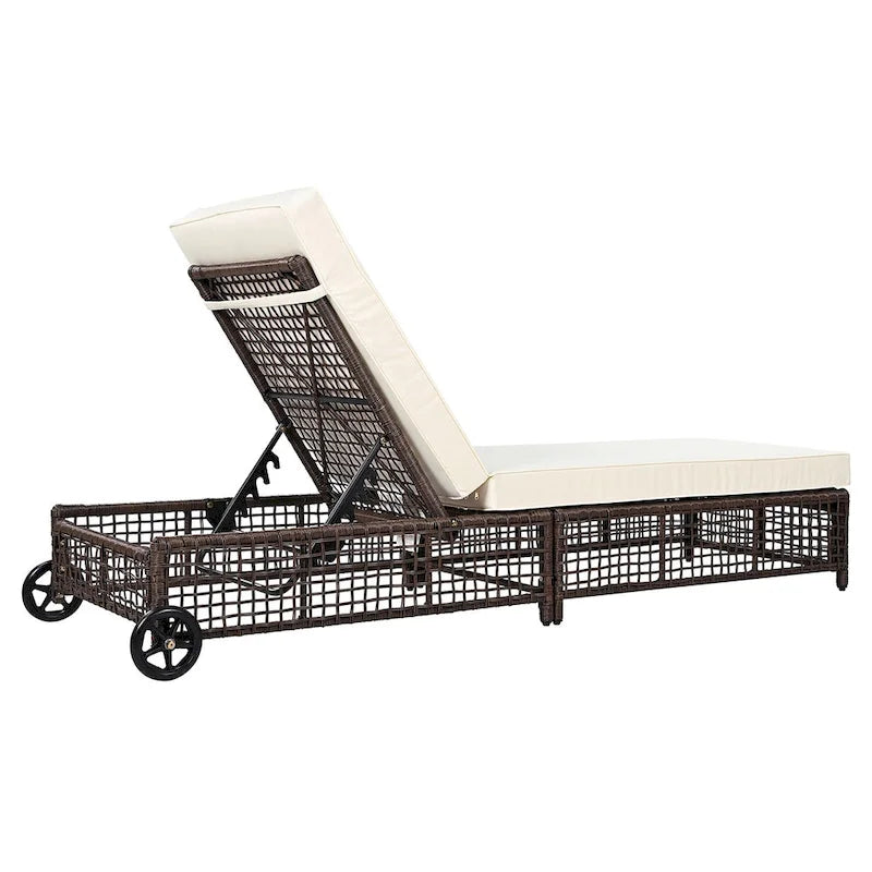 Fauteuil de jardin en rotin à 5 positions avec roulettes et coussin inclus.