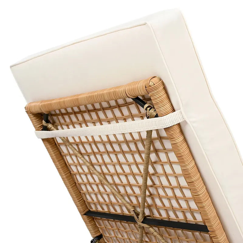 Fauteuil de jardin en rotin à 5 positions avec roulettes et coussin inclus.