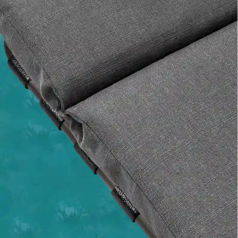 Chaise longue d'extérieur réglable avec coussin et table d'appoint