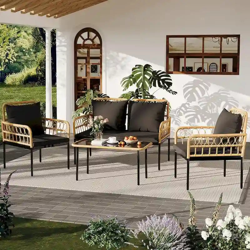 Ensemble de mobilier de patio en rotin tressé 4 pièces avec table basse en verre pour balcon