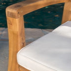 Ensemble de conversation d'extérieur Avalon 3 pièces en bois d'acacia avec table en osier en forme de sablier par Christopher Knight Home