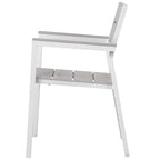 Ensemble de salle à manger d'extérieur Gilbert moderne gris clair et blanc, 9 pièces