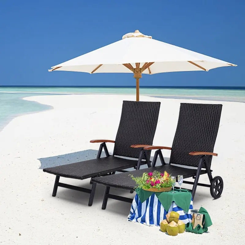 Outdoor Folding Rattan Reclining Chair Adjustable Patio Chaise Lounge