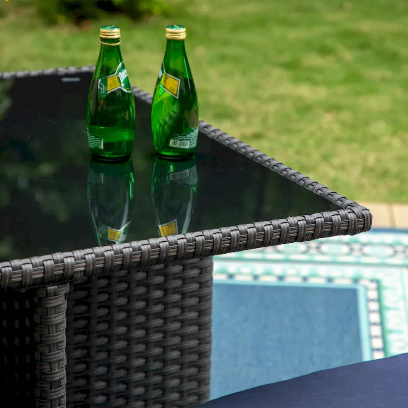 Ensemble table et pouf de jardin PHI VILLA avec coussins