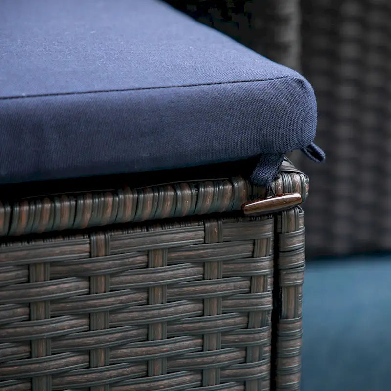 Ensemble table et pouf de jardin PHI VILLA avec coussins