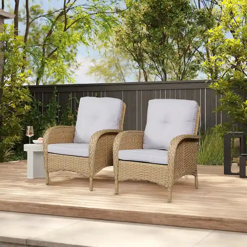 Ensemble de meubles d'extérieur Gymojoy 7 pièces comprenant un canapé deux places, une table basse et un fauteuil à bascule.