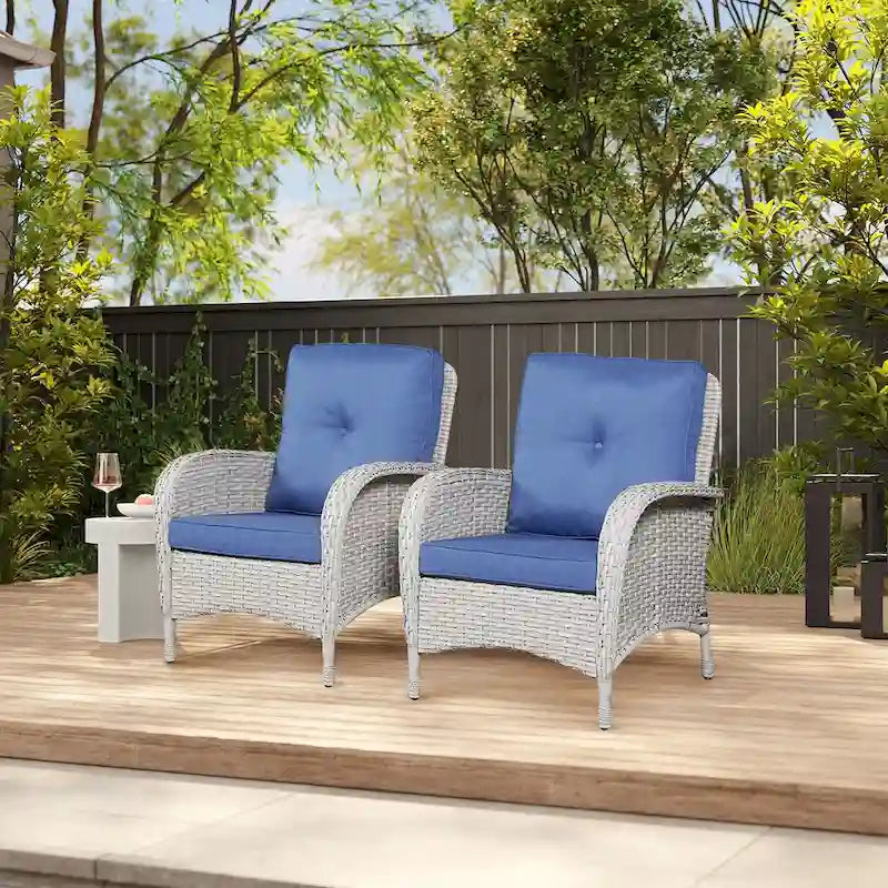 Ensemble de meubles d'extérieur Gymojoy 7 pièces comprenant un canapé deux places, une table basse et un fauteuil à bascule.