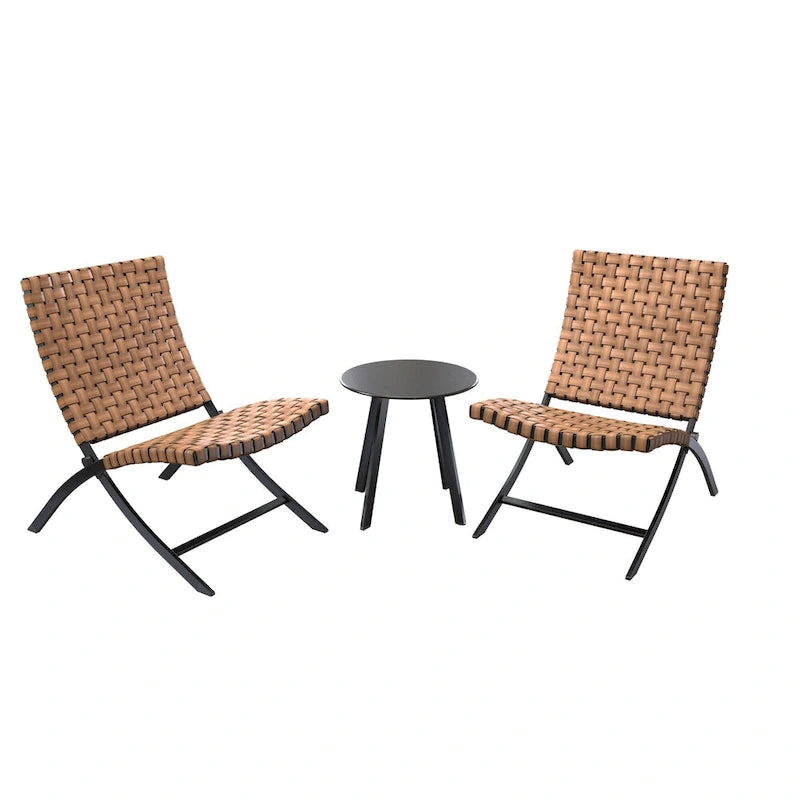 Ensemble de mobilier de patio en rotin 3 pièces comprenant des chaises longues pliables en osier et une table basse pour l'extérieur, le jardin, la pelouse ou le balcon.