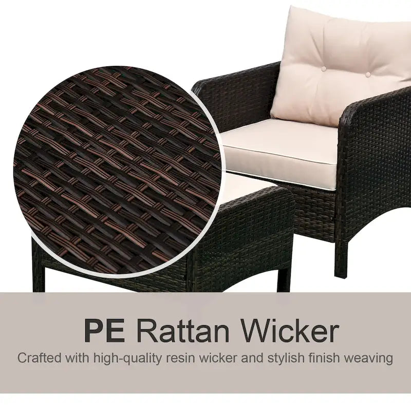 Ensemble de 5 pièces Outsunny en osier comprenant chaises de patio, poufs et table basse