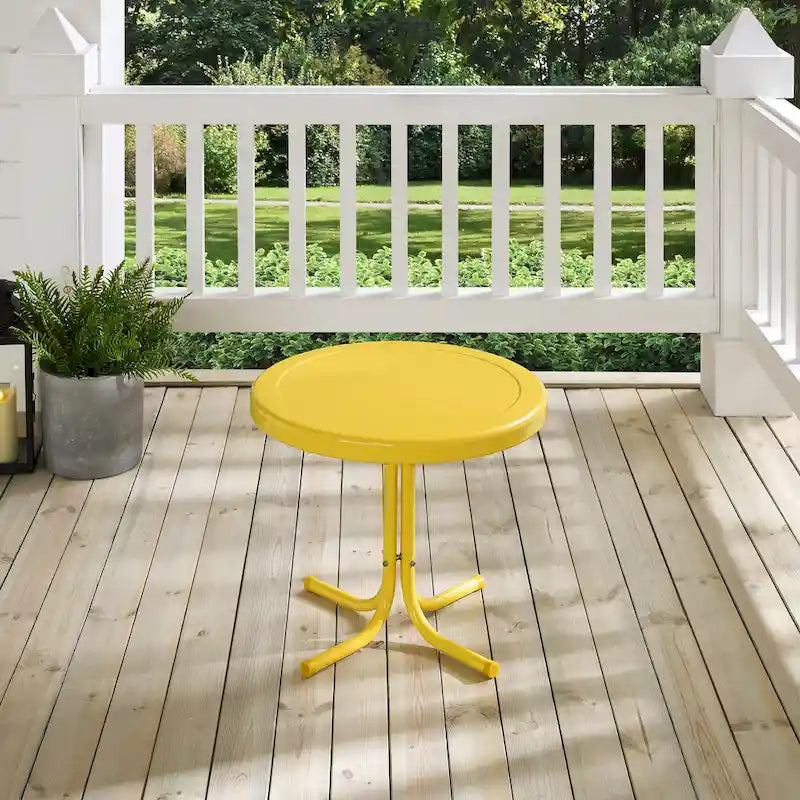 Table d'appoint rétro en métal jaune Crosley