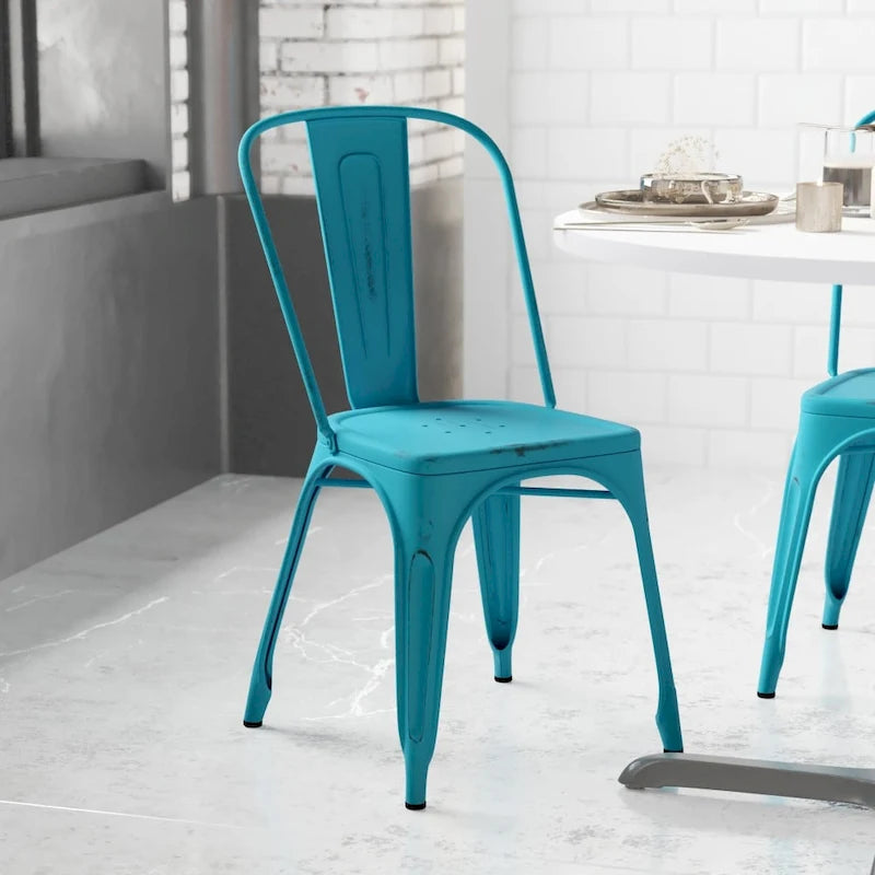 Chaise empilable en métal vieilli pour intérieur et extérieur - Mobilier de cuisine