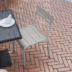 Tabourets de bar modernes à lattes métalliques de qualité commerciale pour intérieur/extérieur (ensemble de 4)