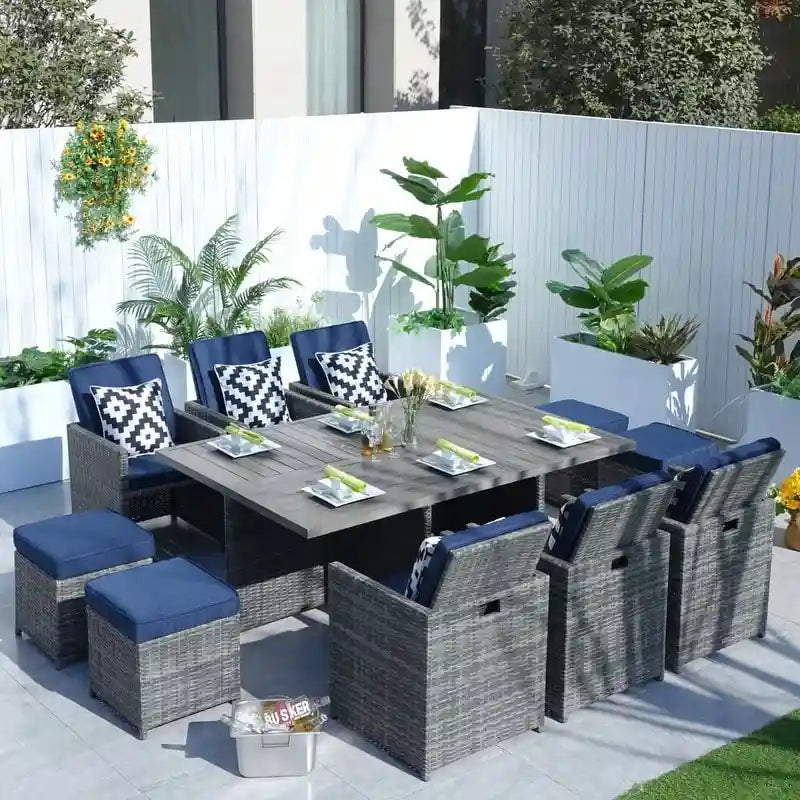 Ensemble de salle à manger de patio en aluminium et résine tressée 11 pièces avec chaises et poufs
