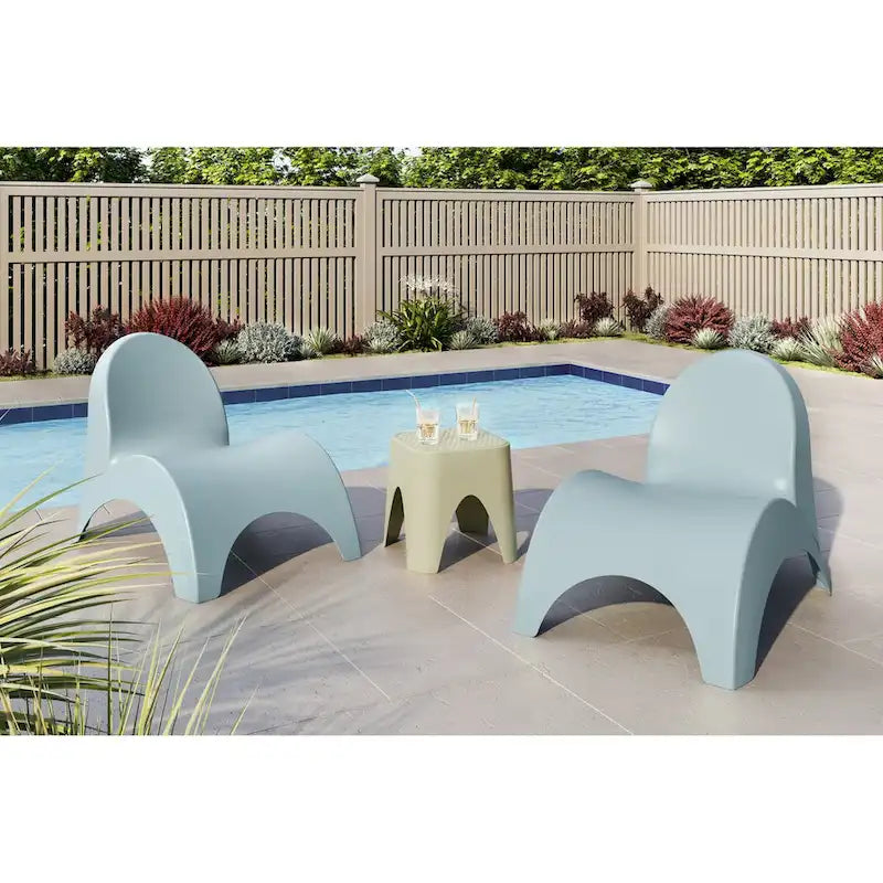 Chaises Angel Trumpet avec table d'appoint Mallorca