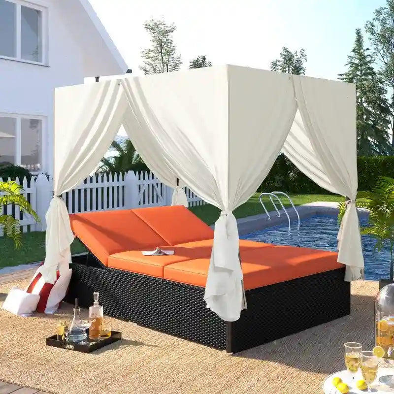 Bain de soleil d'extérieur réglable en résine tressée avec coussins et auvent