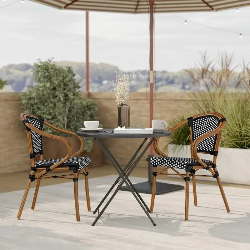 Chaises de bistro empilables à structure métallique