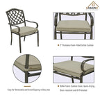 Ensemble de 4 chaises de jardin en fonte d'aluminium marron avec accoudoirs et coussins.