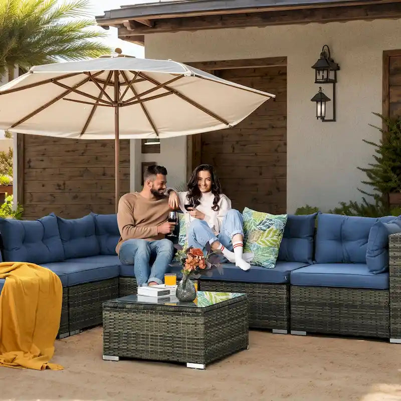 Ensemble de conversation Moasis 7 pièces pour patio, comprenant un canapé d'angle extérieur avec coussins et une table basse, idéal pour le jardin, le balcon ou la cour.