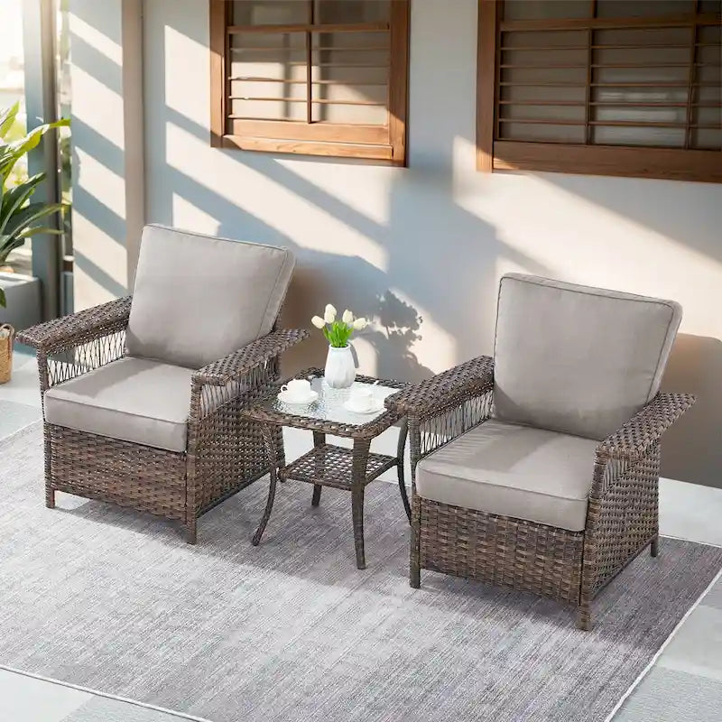 Ensemble de 3 chaises de patio Gymojoy avec table basse - Marron