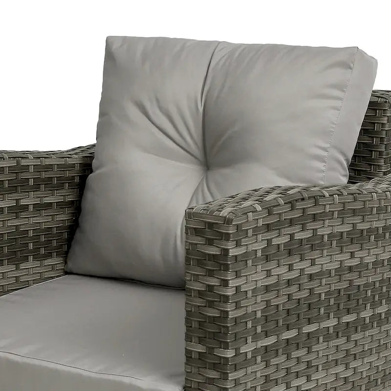 Ensemble de conversation extérieur 3 pièces avec fauteuil pivotant et coussins en rotin.